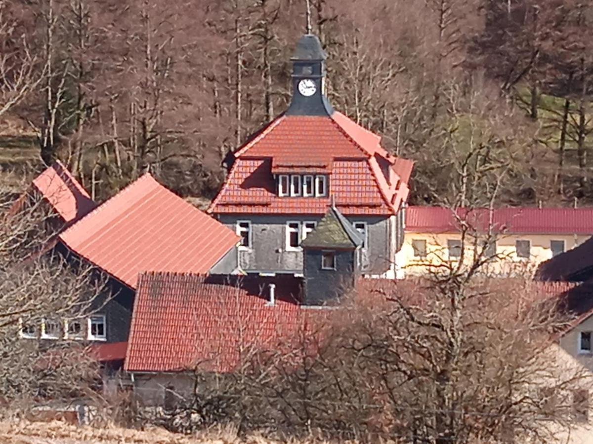 Hotel & Restaurant Zum Adlersberg Schleusingen Экстерьер фото